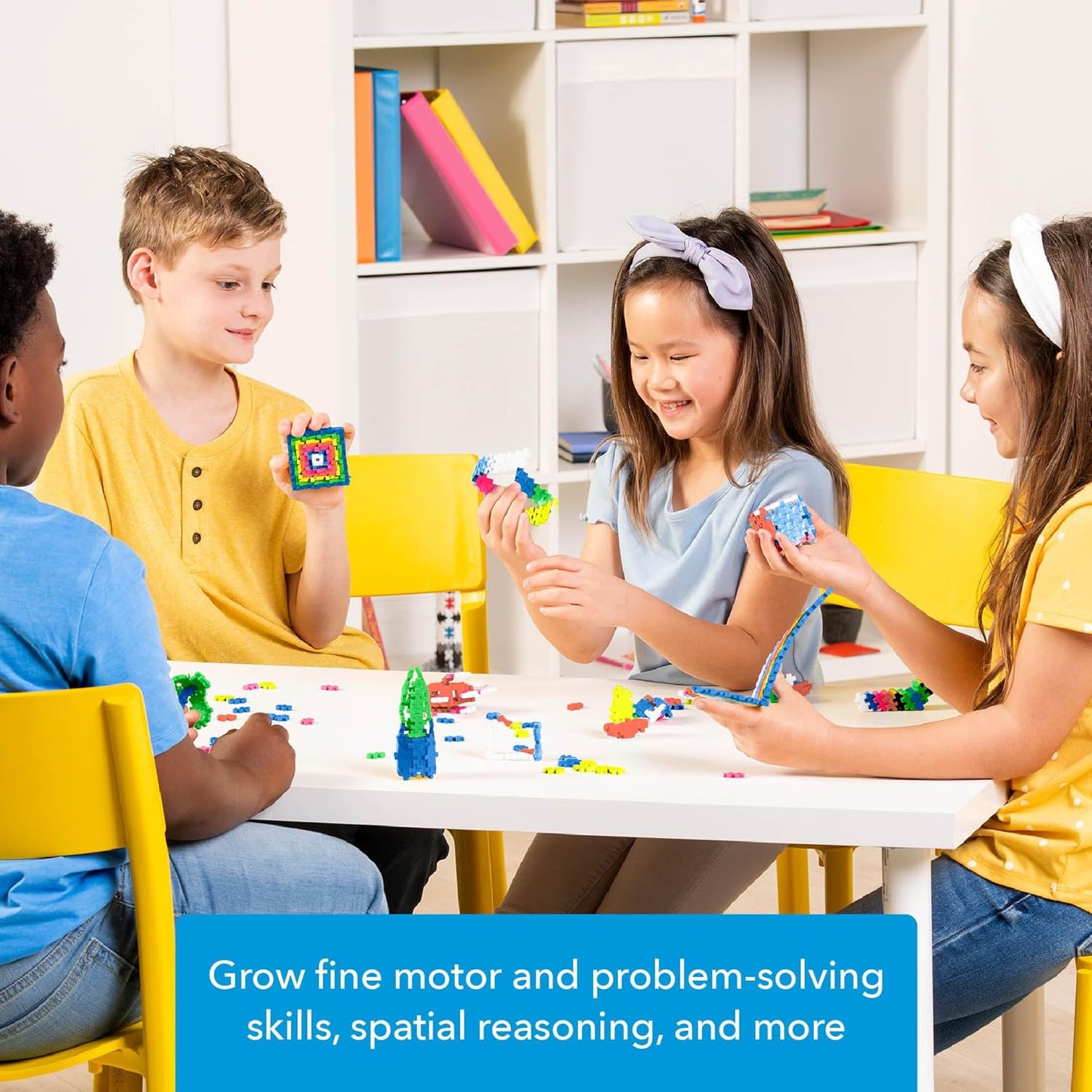 Plus-Plus Open Play Set 600 Pieces, Interlocking Mini Puzzle Blocks, STEM Building & Construction Toy for Kids